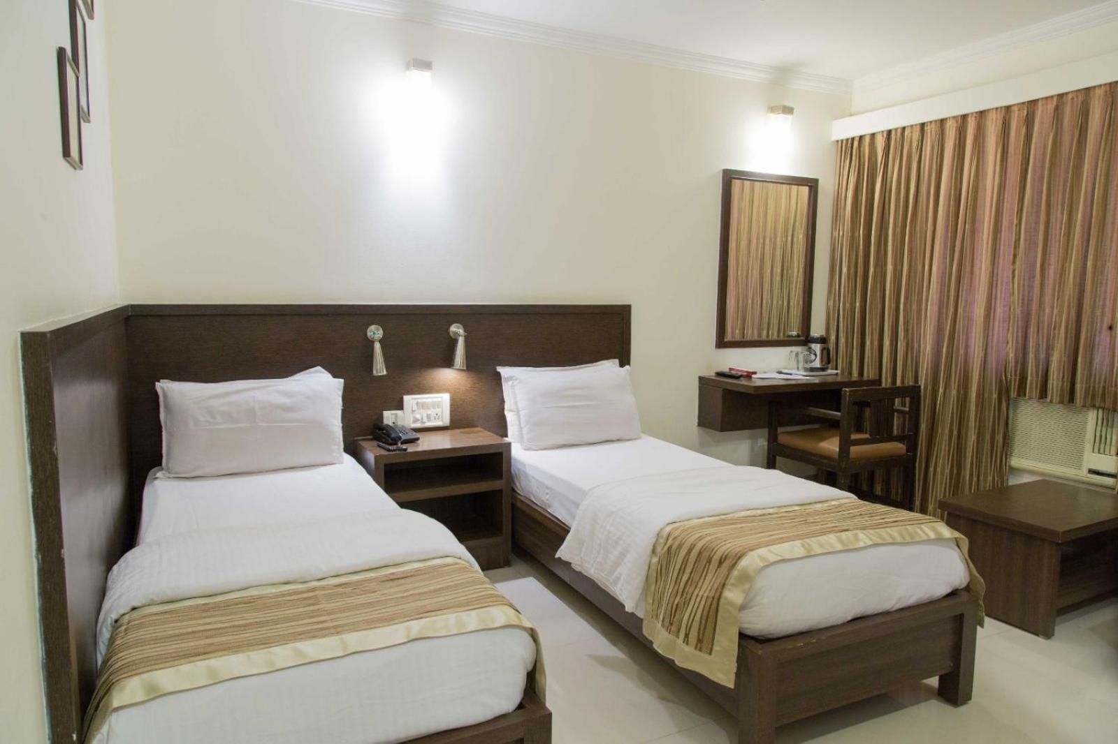 Hotel Aroma Executive Panaji -Stay In The Heart Of The City Zewnętrze zdjęcie